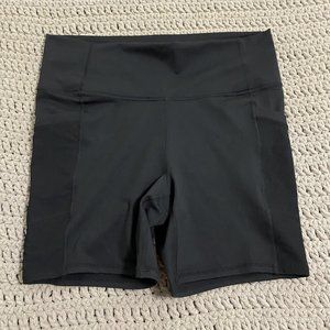 Fabletics On-The-Go PowerHold® High-Waisted 6'' Short